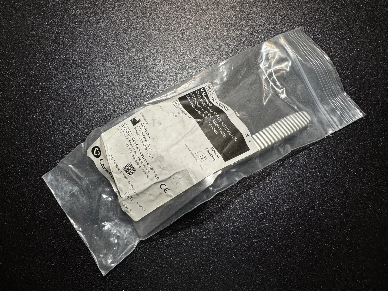 Package photo of V. Mueller NL510320NL Cloward Blade Cervical Retractor w/out Lip, 20mm (New)