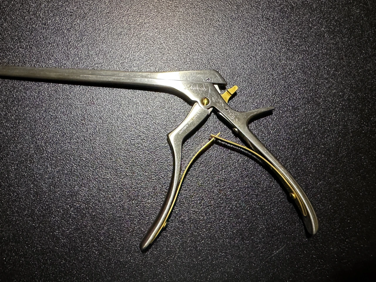 Handle photo of Symmetry 58-3200 Detachable Micro Kerrison, 40° Up, 3mm, 8"