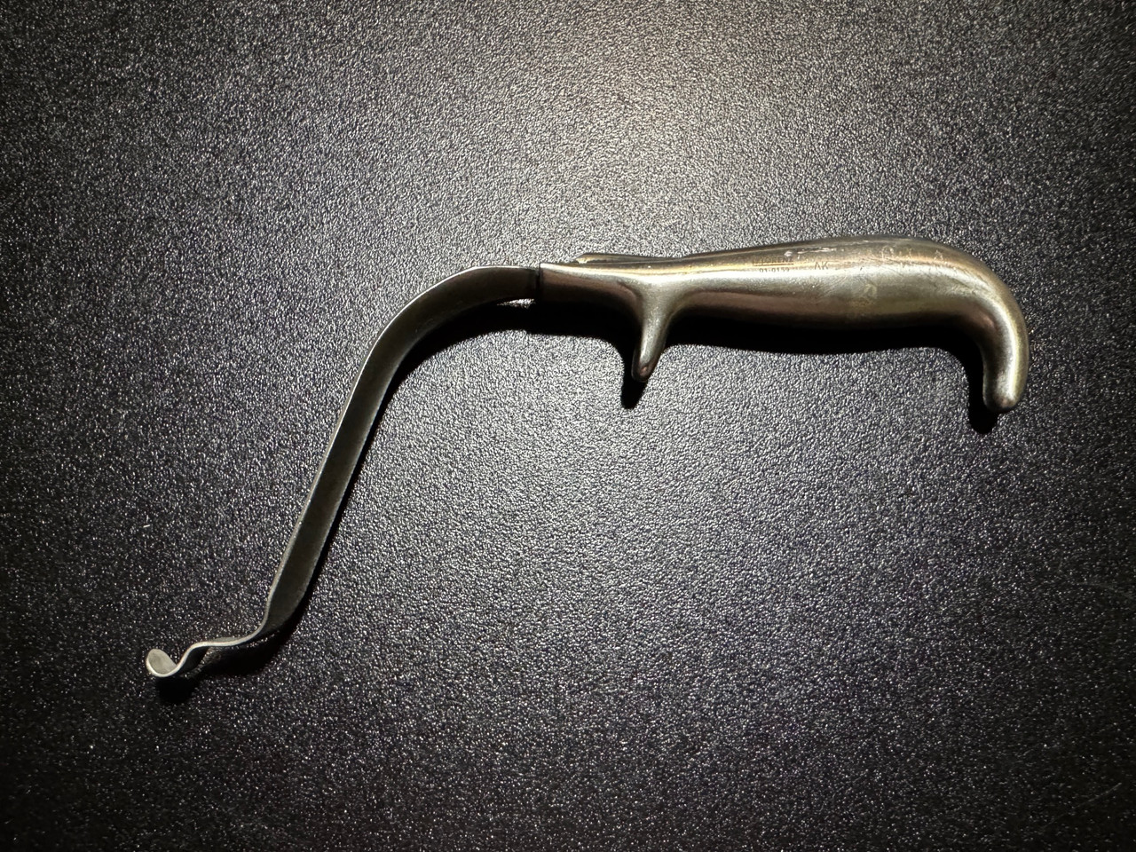 Side photo of W. Lorenz 01-0159 Levasseur-Merril Retractor w/ Fiber Optic Clip