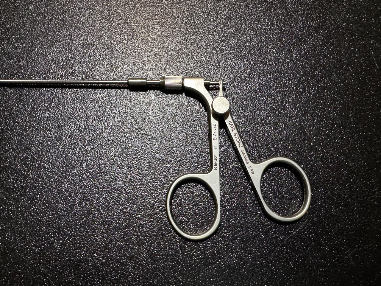 Handle photo of Storz 27177B Flexible Cysto Biopsy Forceps, 9 Fr, 40 cm