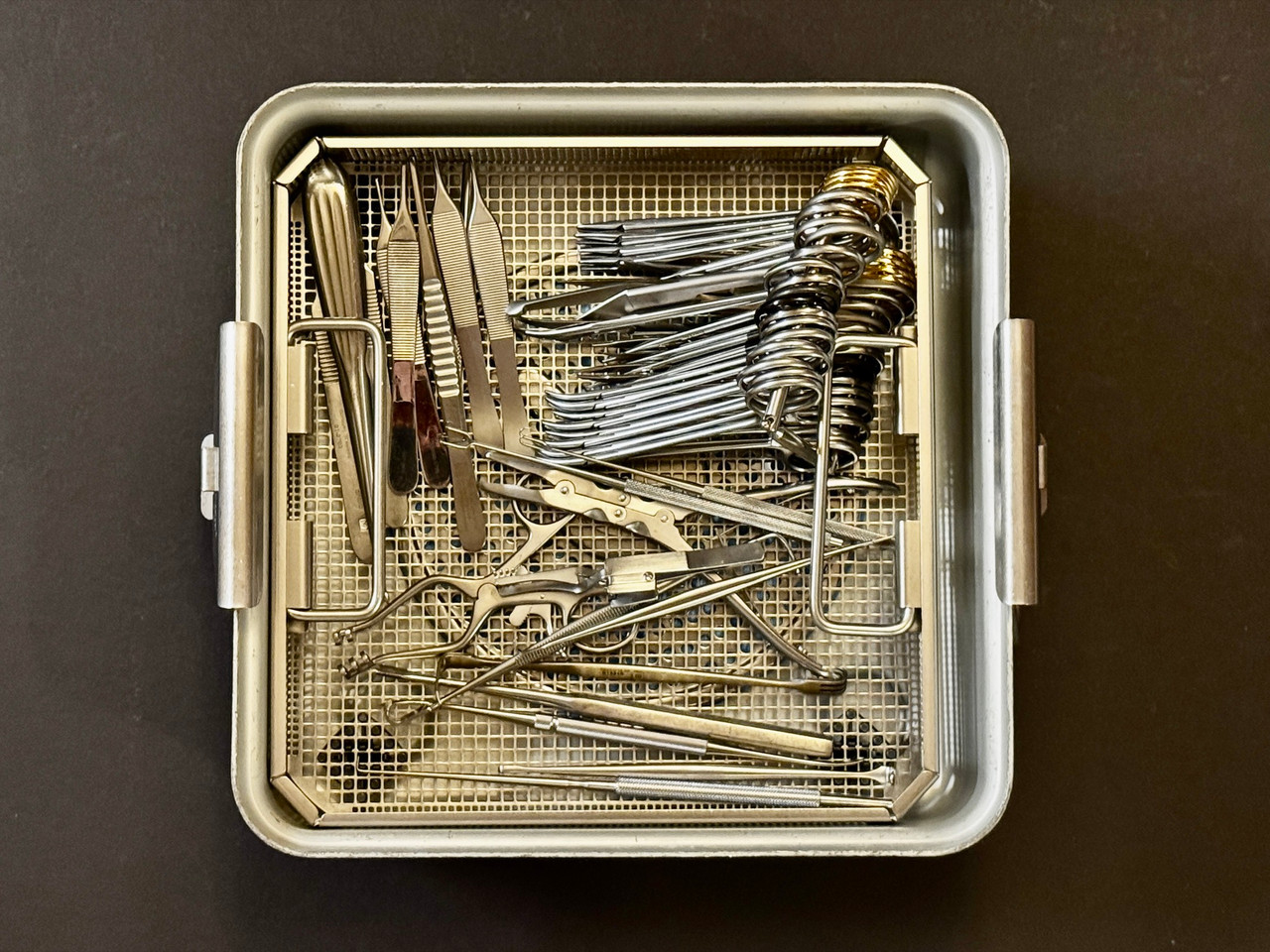 Open photo of Aesculap BDH005 Hand Surgery Instrument Set