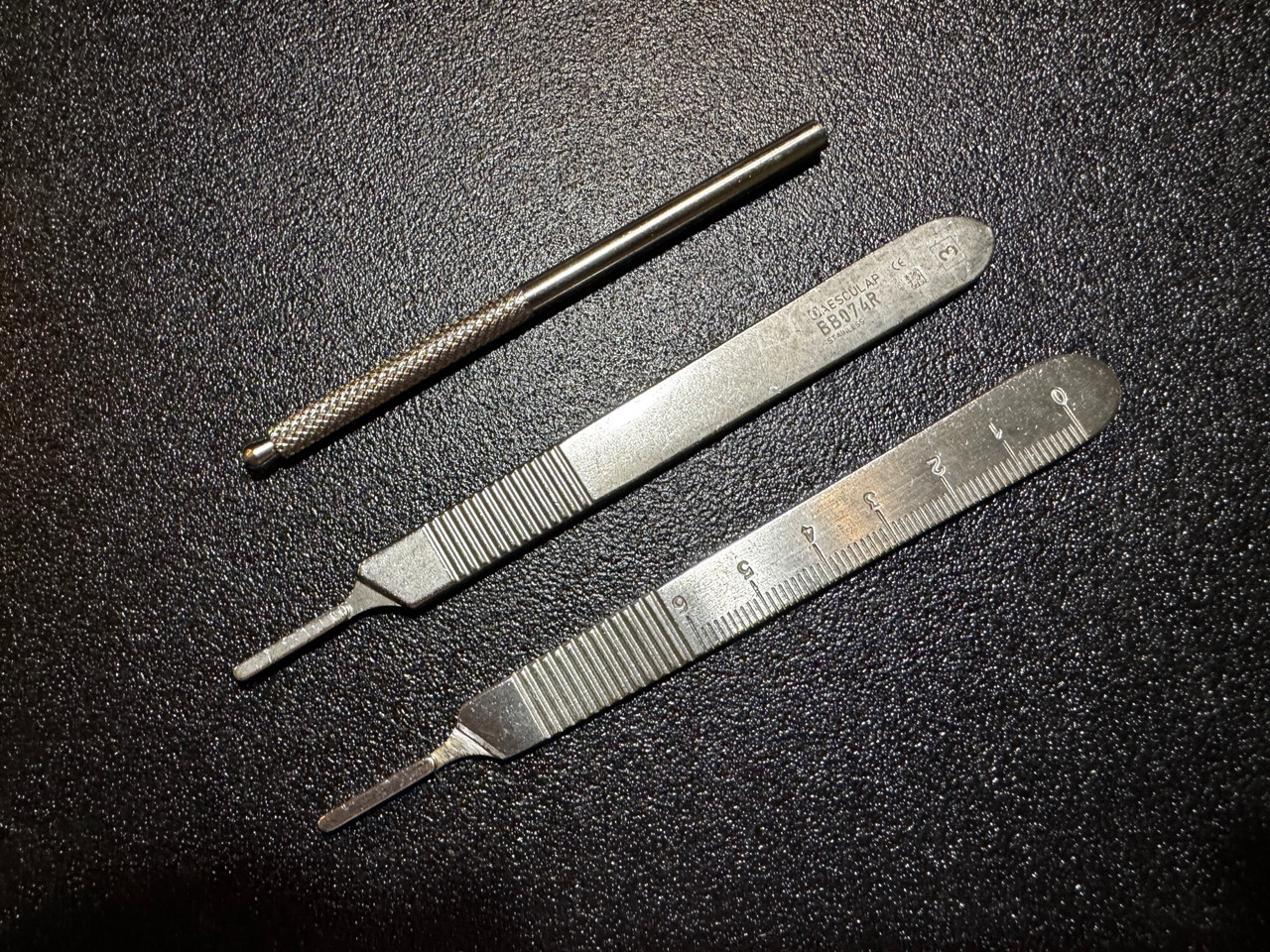 Scalpel handle photo of Aesculap BDH005 Hand Surgery Instrument Set