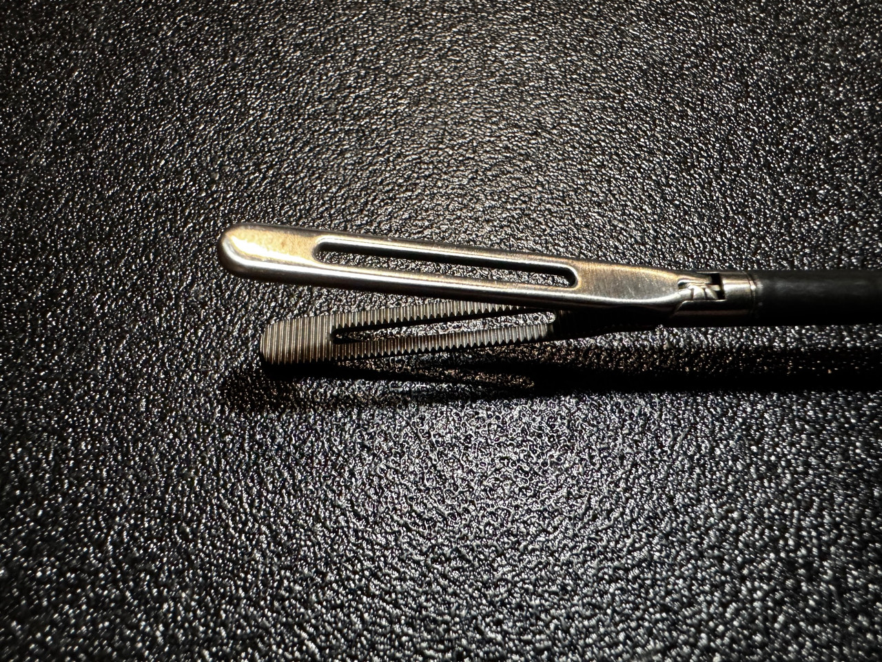 Jaw photo of Storz 33326C Laparoscopic Clickline Bowel Grasper, 5mm X 36cm