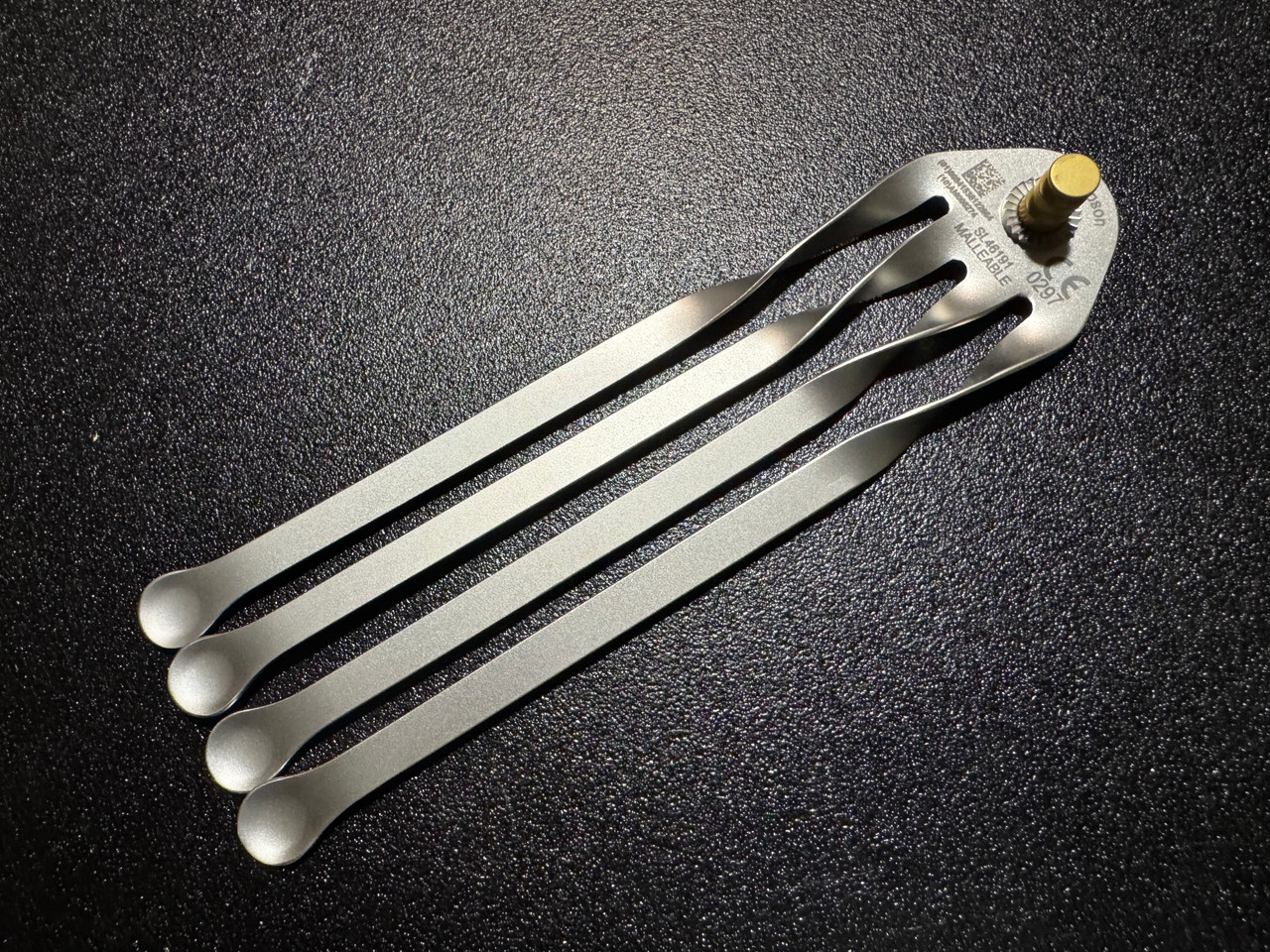 Photo of Thompson Surgical SL46191 Malleable Finger Blade Retractor (New)