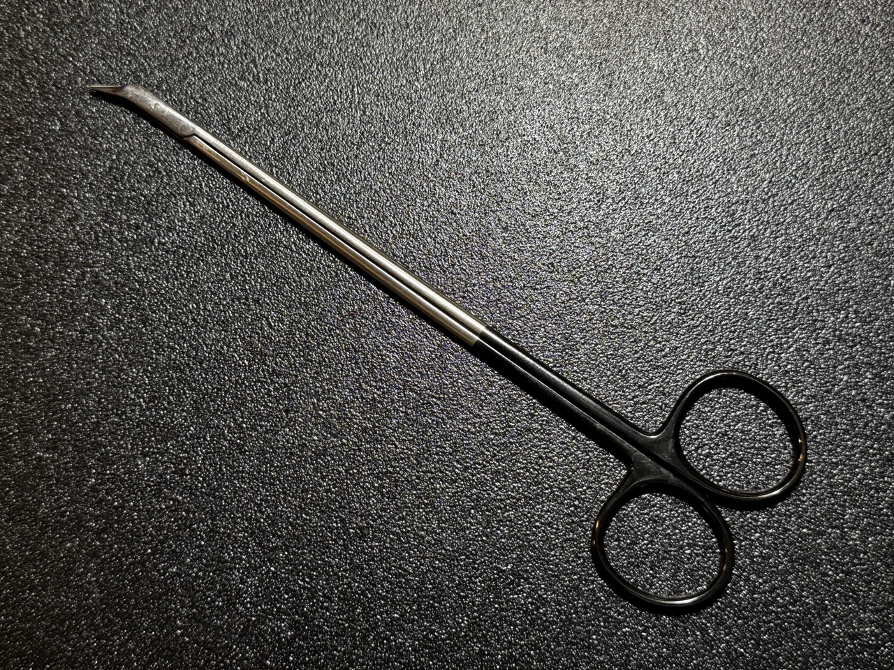 Handle photo of Jarit 102-350 Supercut Diethrich Coronary Artery Scissors, 25°, 7"