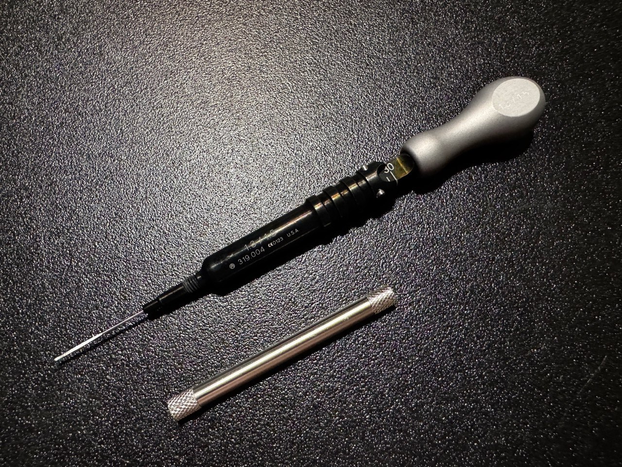 Sleeve photo of Synthes 319.004 Depth Gauge