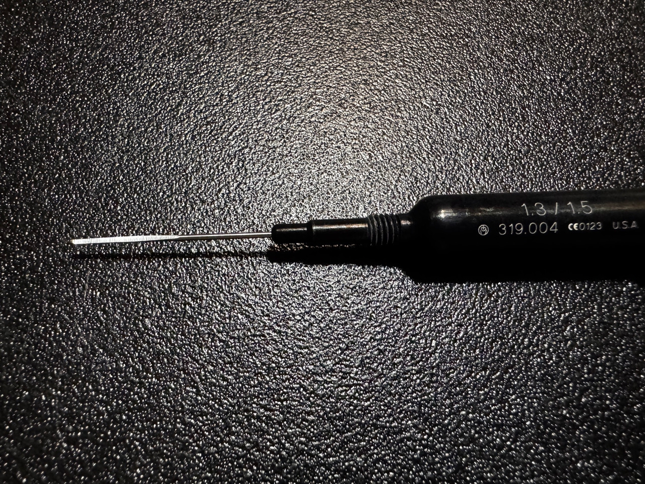 Tip photo of Synthes 319.004 Depth Gauge