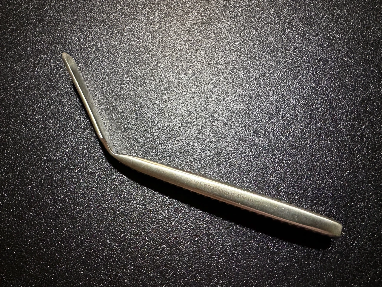 Side photo of Symmetry 50-1052 Cloward Blade Retractor w/ Lip, 20mm