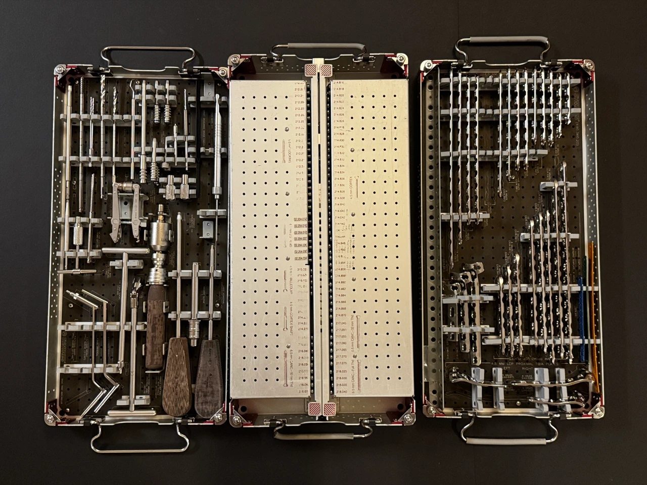 Top photo of Synthes 115.40X LCP Locking Large Fragment Instrument, Plate & Screw System