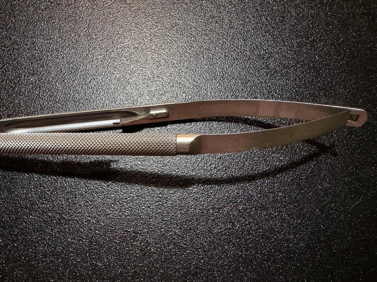 Handle photo of Scanlan 6006-330 Jacobson Heavy Jaw Needle Holder, STR, Diamond Dust, 9"
