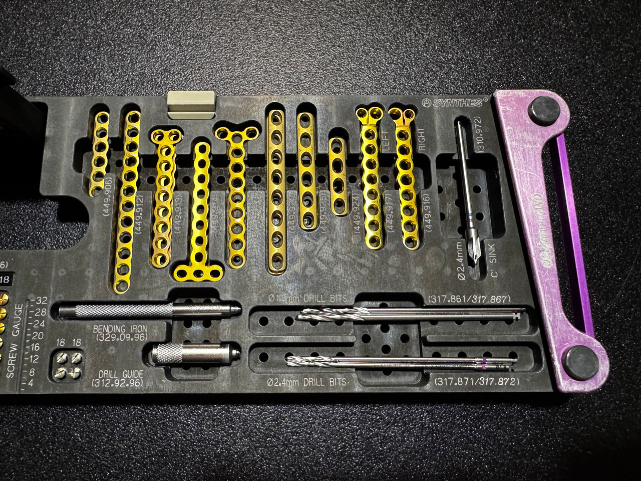 Right photo of Synthes 145.205 Titanium Hand Module 2.4