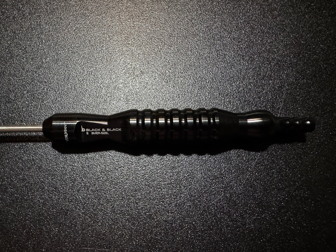 Handle photo of Black & Black 8MER-526L Vitruvian Mercedes Liposuction Cannula 5mm X 26cm