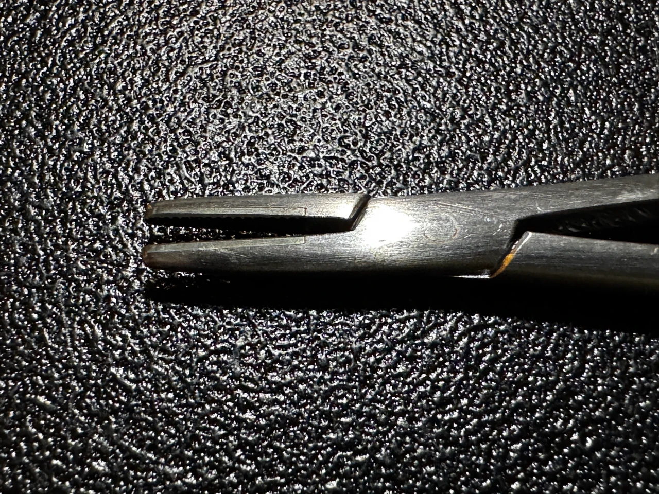 Jaw photo of Konig MDS2467618 Castroviejo Needle Holder, TC, 7.25"