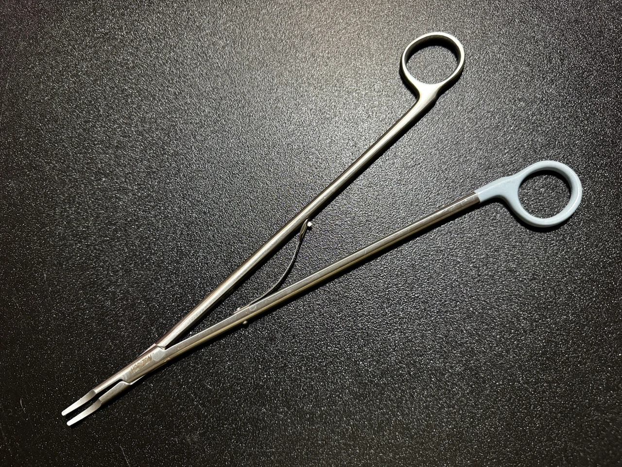 Photo of Weck 237111 Horizon Medium Open Clip Applier, CVD, 11"
