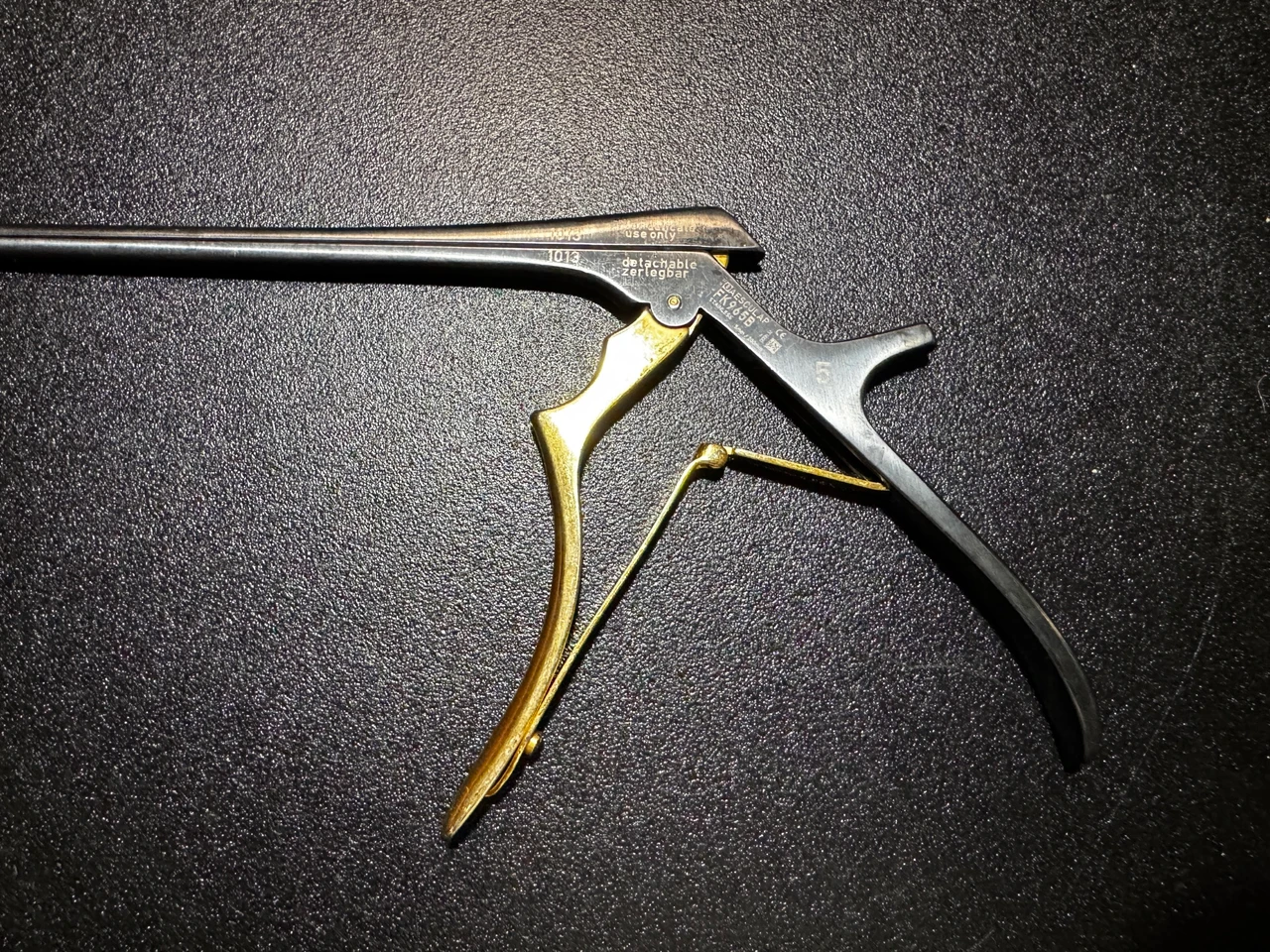 Handle photo of Aesculap FK965B Detachable Noir Kerrison Punch, 5mm, Ejector, 40° Up, 8"