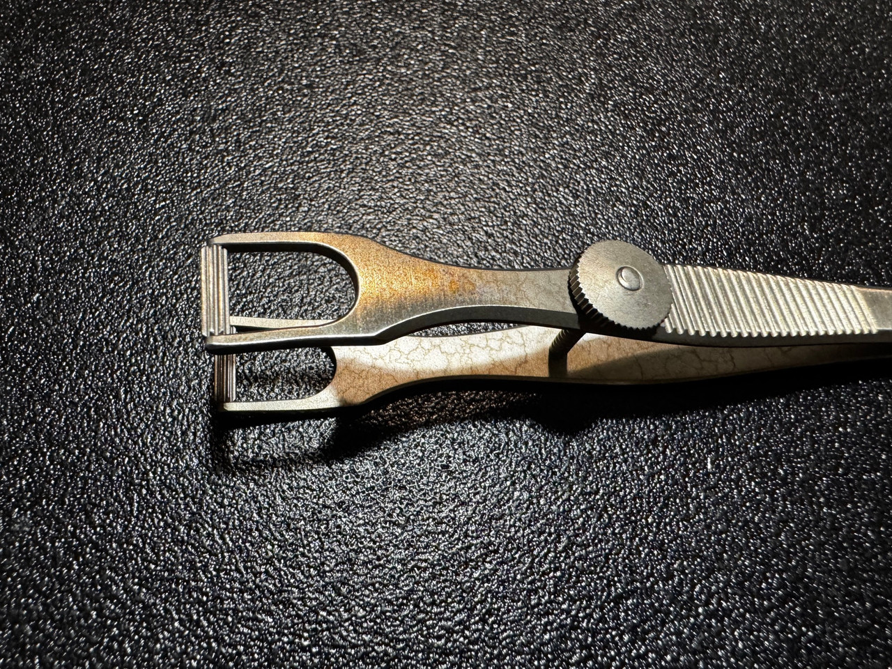 Jaw photo of Jarit 420-210 Cottle Columella Clamp, 12mm, 4 3/8"