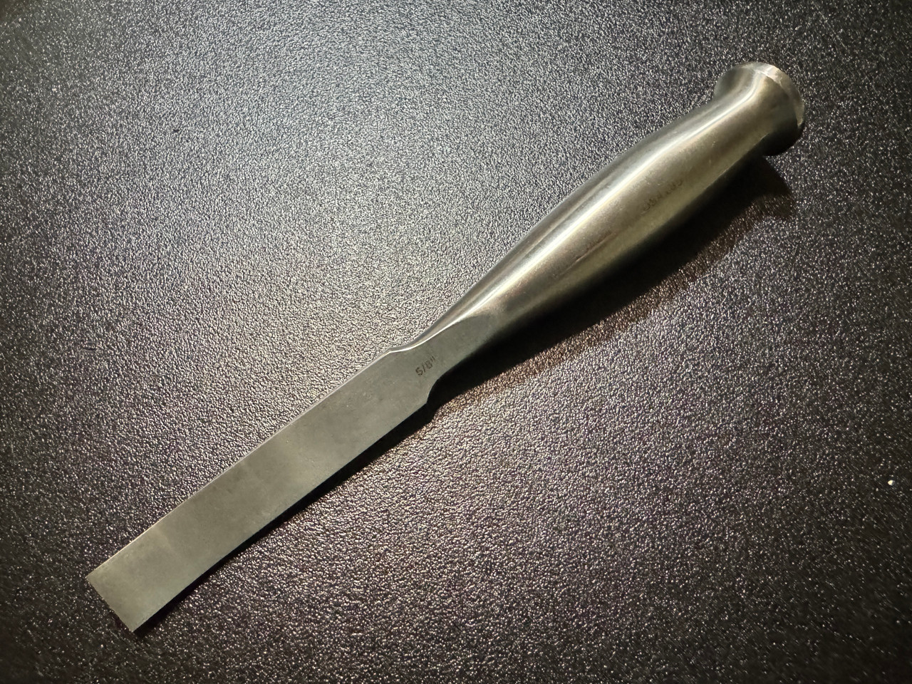 Photo of V. Mueller OS4185 Smith Peterson Osteotome, 5/8" CVD,  8"