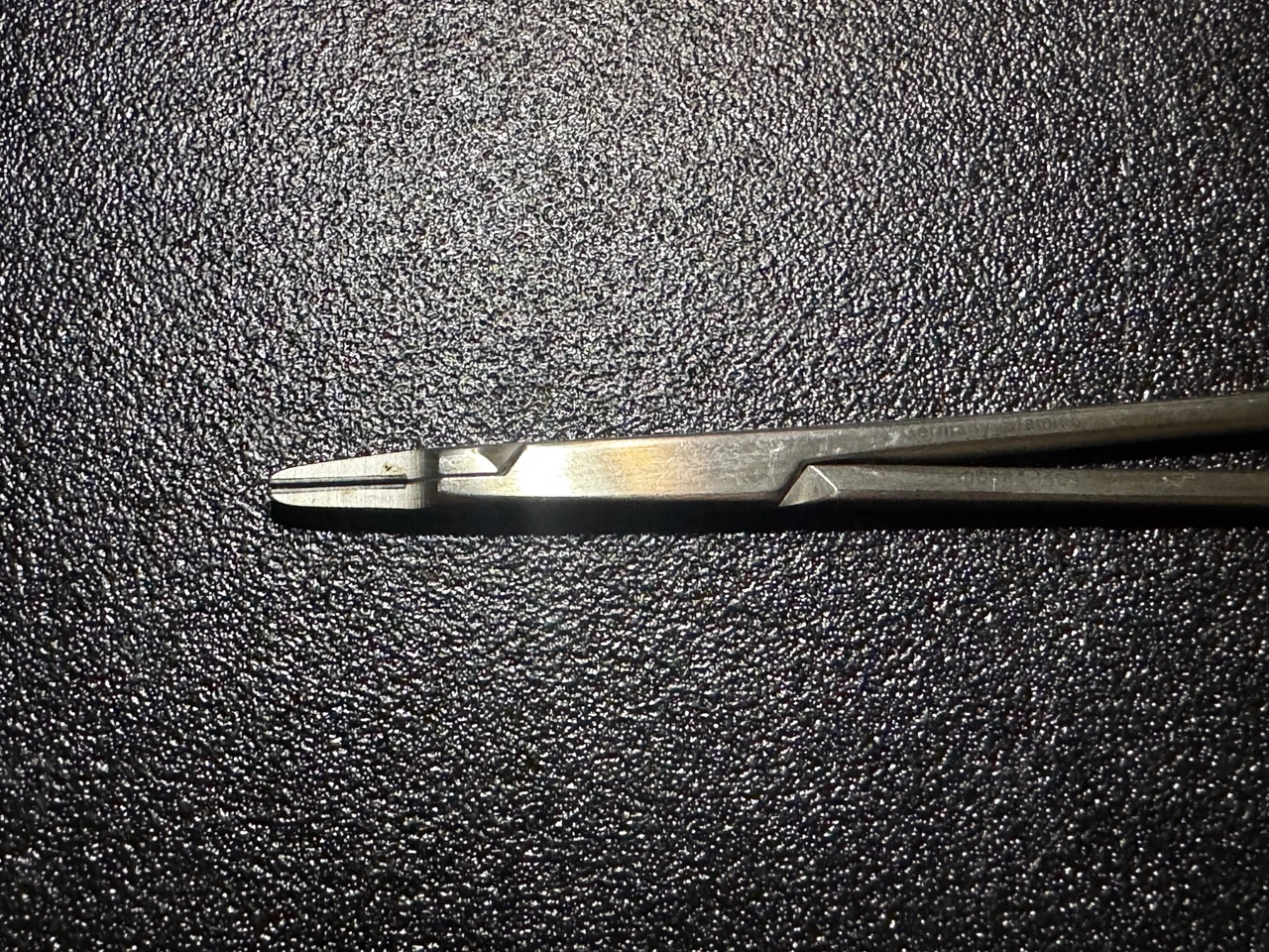 Jaw photo of Jarit 121-174 Petit-Point Ryder Needle Holder, TC, 7"