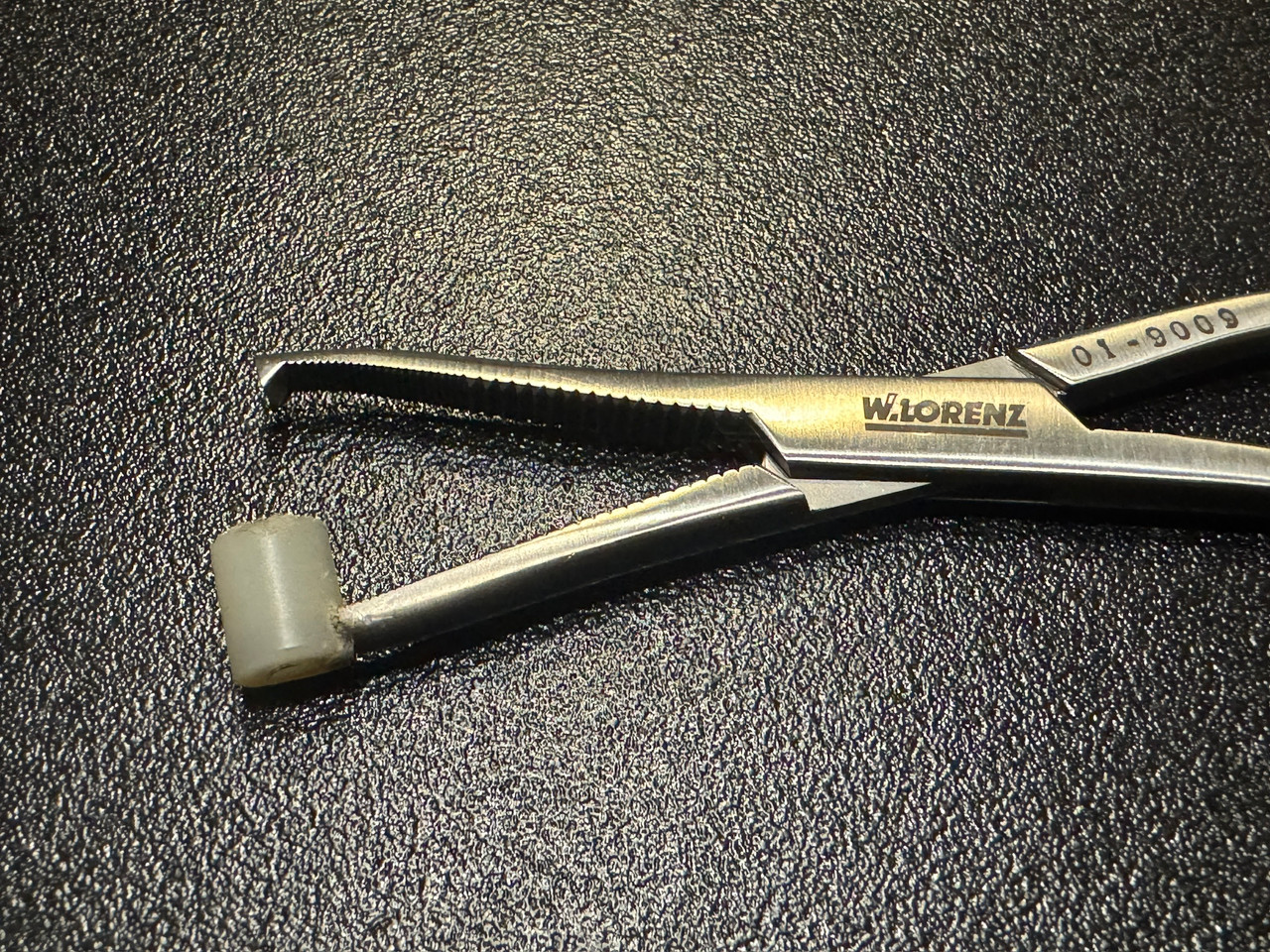 Jaw photo of W. Lorenz 01-9009 Modified Dingman Bone and Graft Holding Forceps