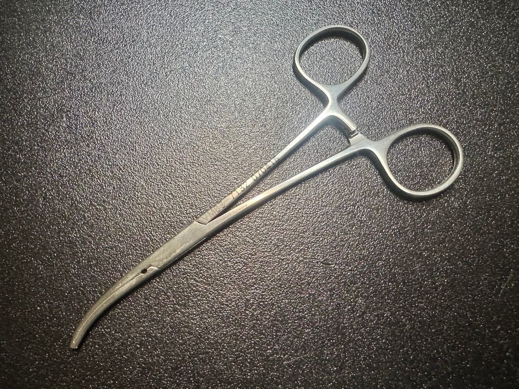 Photo of Avalign Technologies VM83-7132 Dandy Scalp Forceps, 5.75"