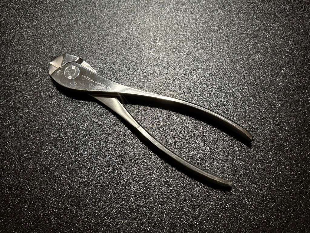 Handle photo of Codman 56-2510 Orthopedic Wire Cutter, 7"