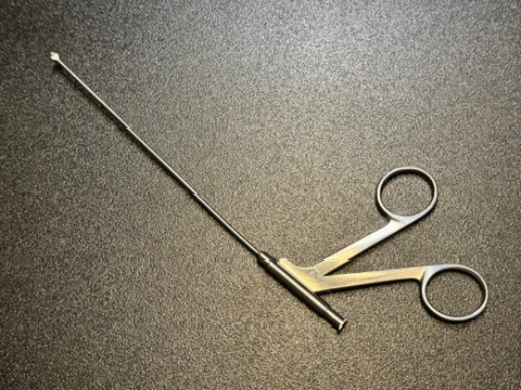 Handle photo of Xomed 3712040 Circular Cutting Nasal Punch, 4.5mm, STR