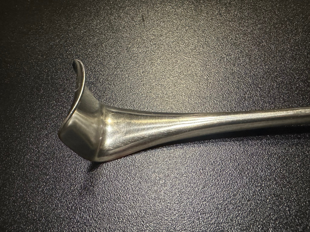 Symmetry 23-4503 Richardson Retractor, 1.5