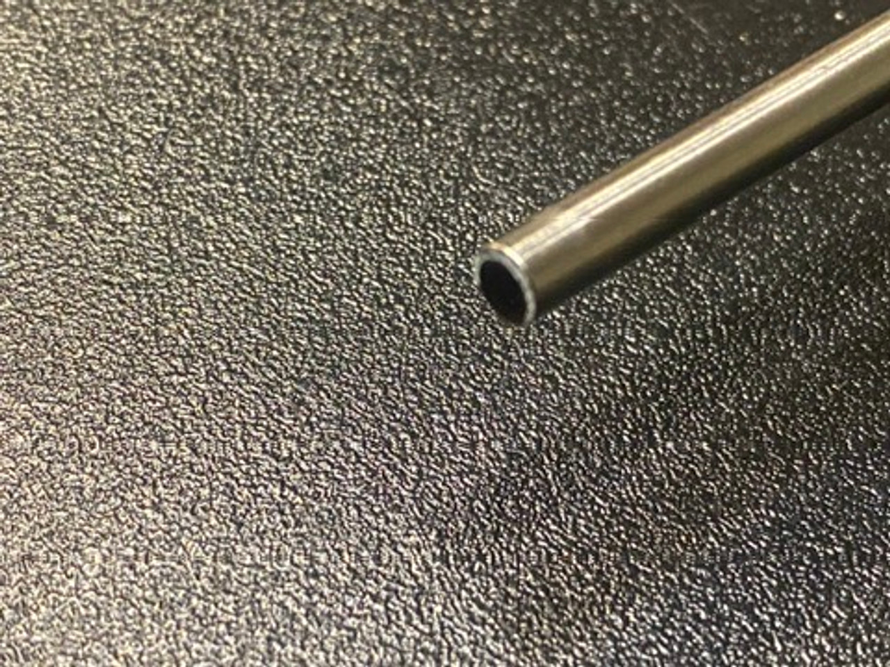 Tip photo of Stryker 502-585-010 Autoclavable Laparoscope, 5mm, 0°