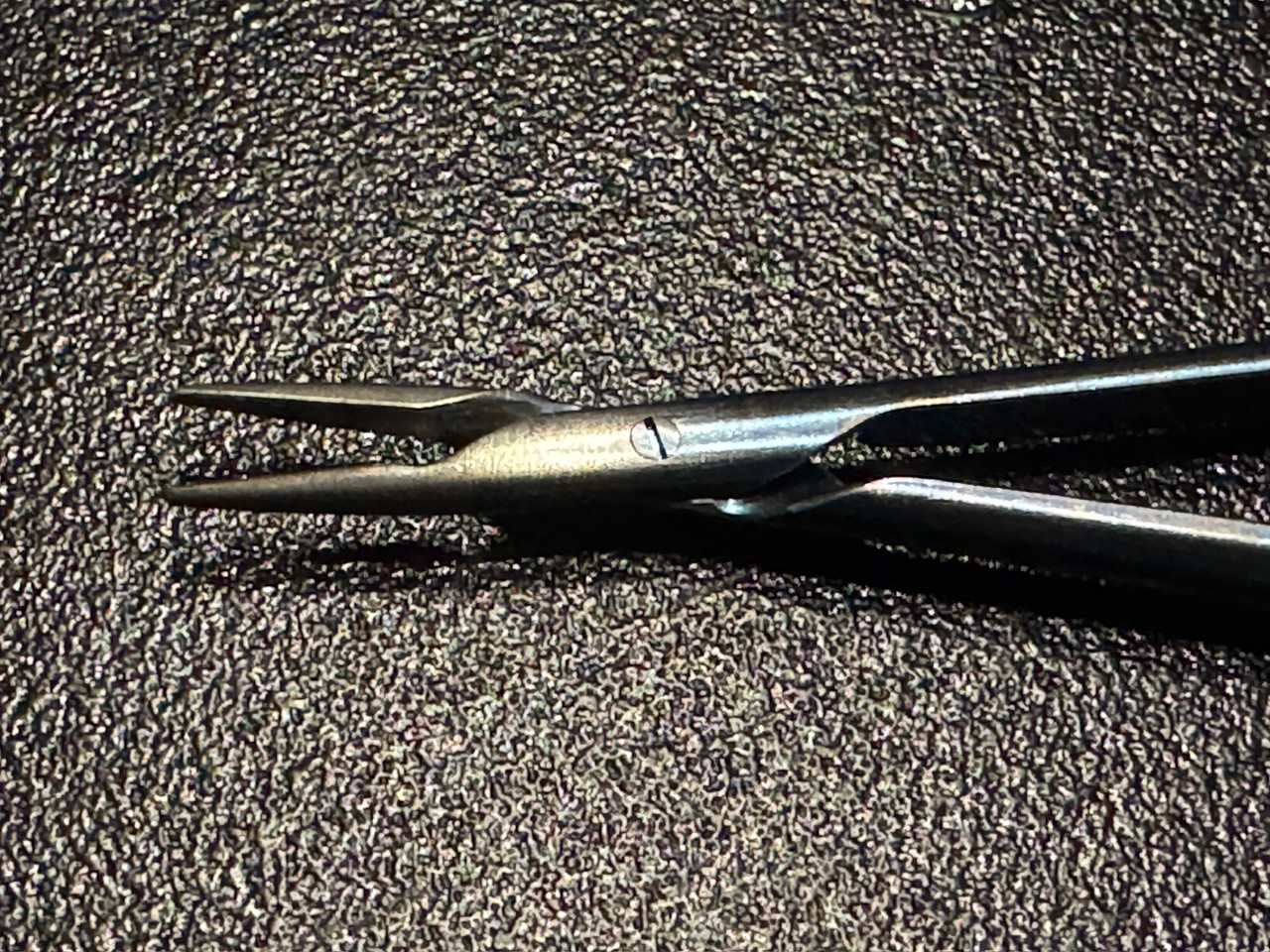 Jaw photo of Scanlan 3003-180 Titanium Jacobson Micro Needle Holder, STR, Diamond Dust, 8"