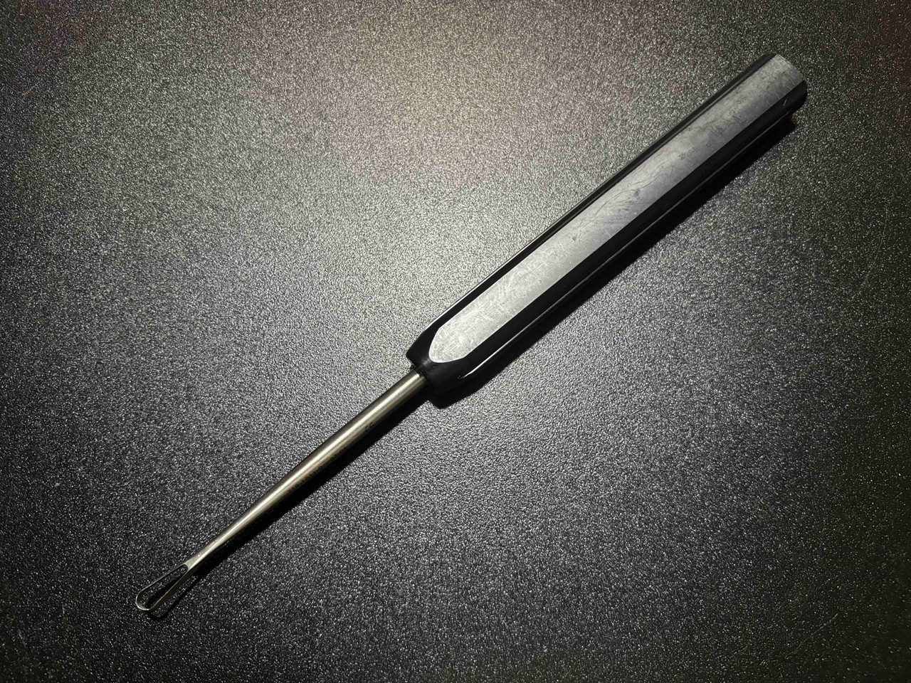 Photo of Life Instruments 719-1511-0 O'Brien Long Handle Curette, 11mm