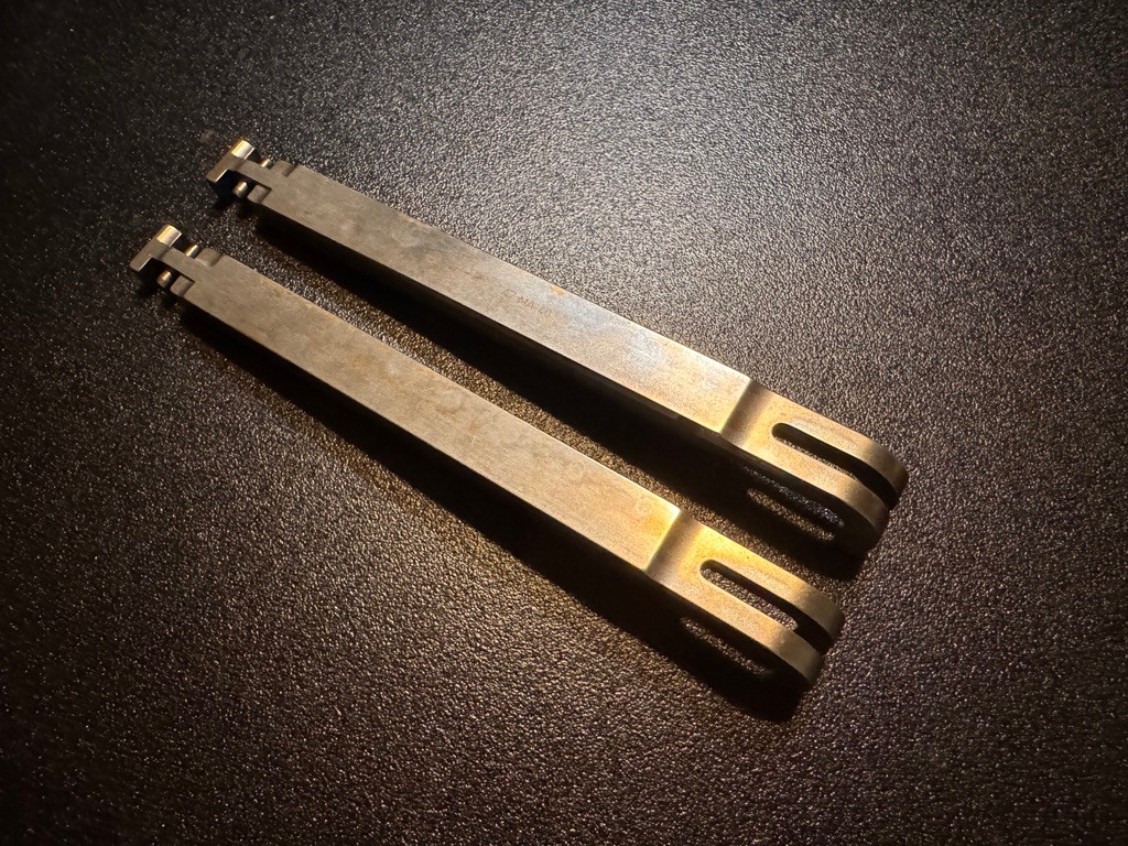 End photo of Synthes 329.07 Bending Iron Set for 2.7mm & 3.5mm Plates