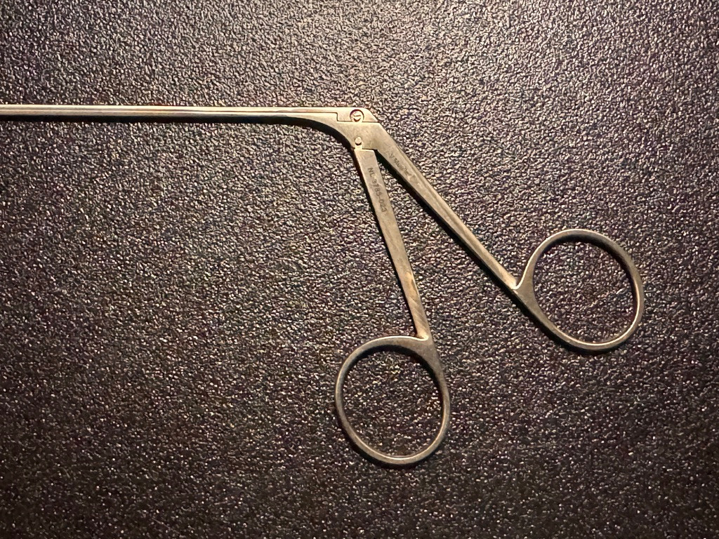 Handle photo of V. Mueller NL3785-023 Rhoton Cup Forceps, STR, 1mm Cup