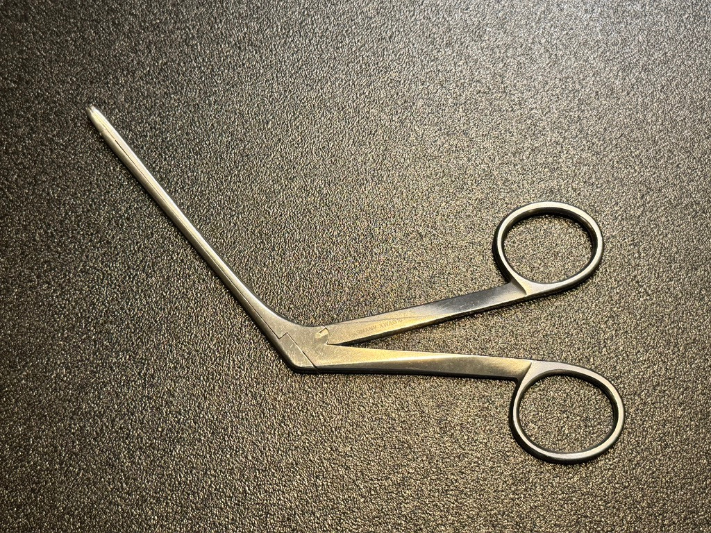Handle photo of V. Mueller RH2310 Ferris Smith Fragment Forceps