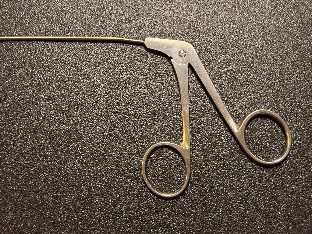 Handle photo of Pilling 50-6461 Jako-Kleinsasser Micro-Laryngeal Cup Forceps, ANG Right