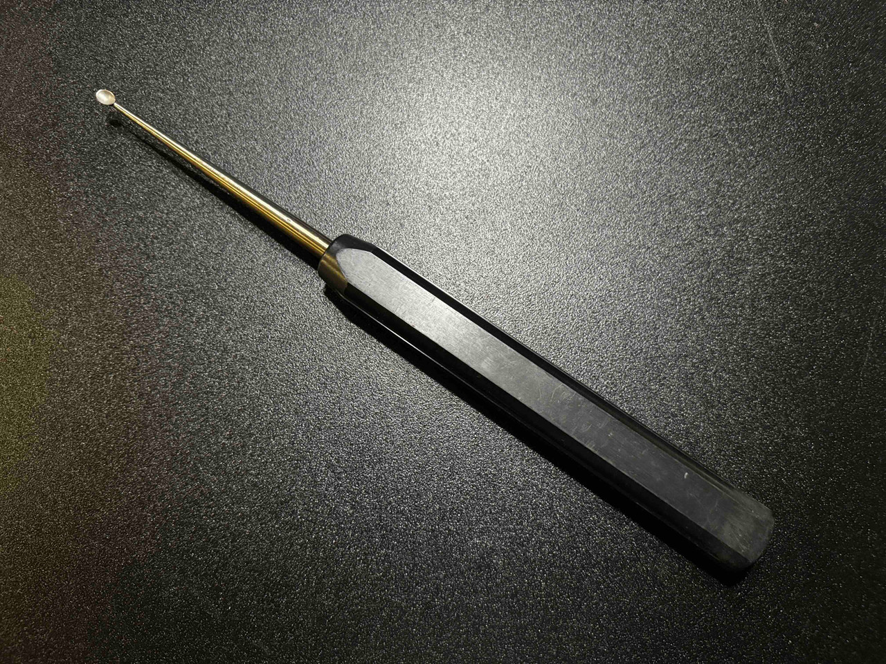 Handle photo of Life Instruments 710-1504-0 Long Handle Spinal Curette, STR, #4, 15"