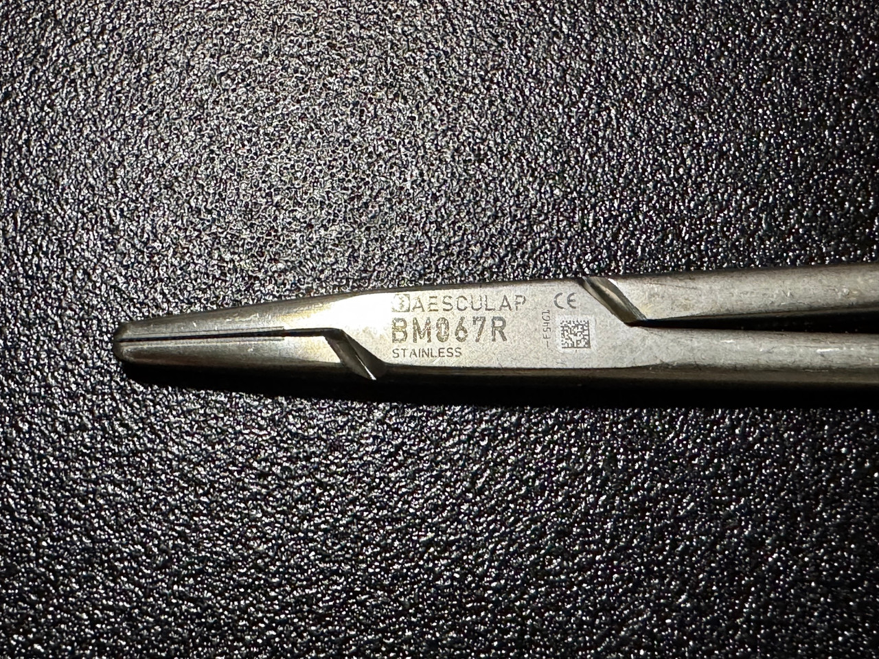 Jaw photo of Aesculap BM067R Mayo-Hegar Needle Holder, TC, 8"