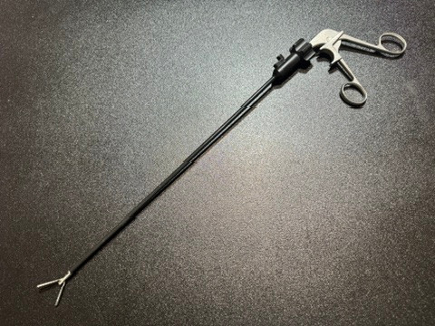 Photo of Aesculap 8360-10 Laparoscopic Atraumatic Grasper, 5mm X 36cm