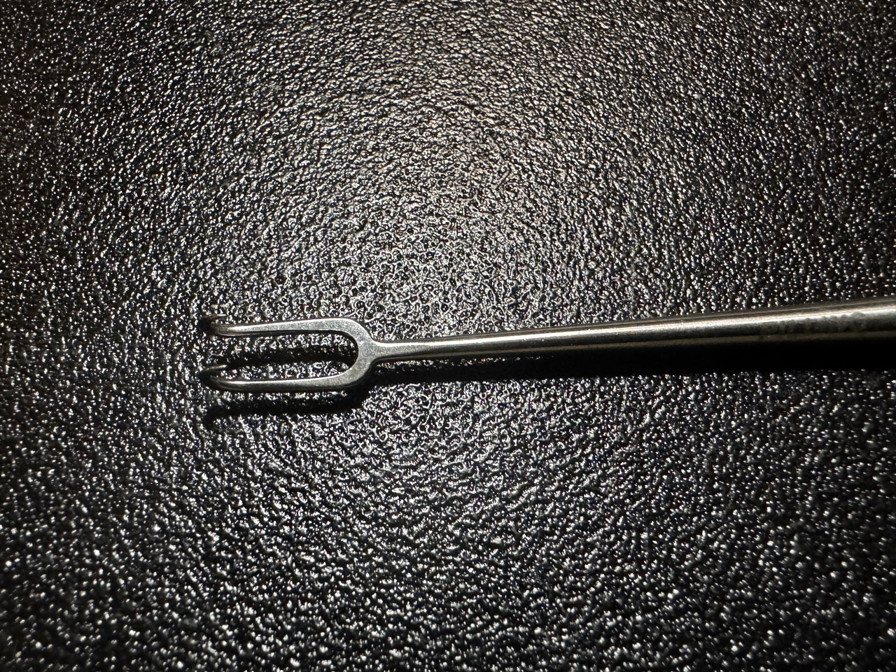 Hook photo of Pilling 442104 Joseph Double Prong Skin Hook, 5.5mm