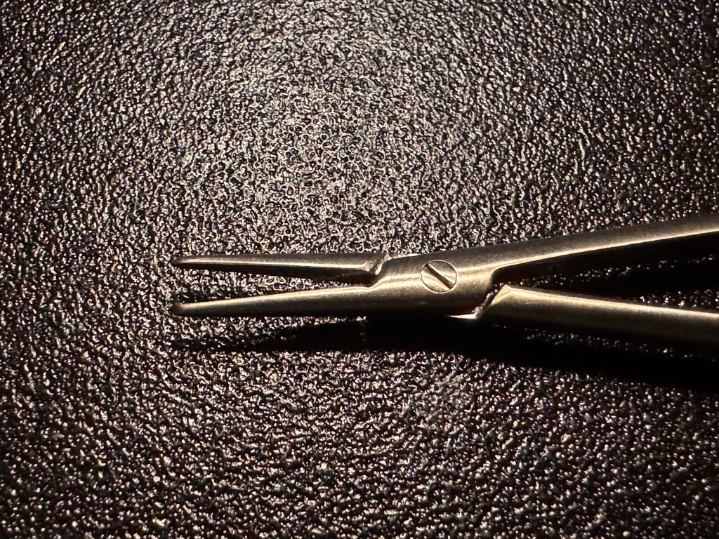V. Mueller CH06100 Jacobson Micro Needle Holder, Diamond Jaw, STR