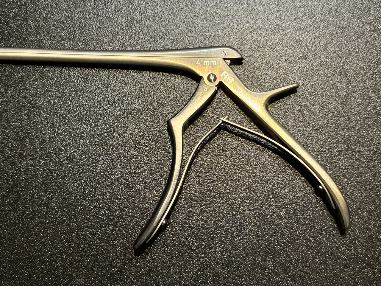 Handle photo of Redmond RB5964 Ultra-Coat Micro Kerrison Rongeur, 4mm, 40° Up, 9"