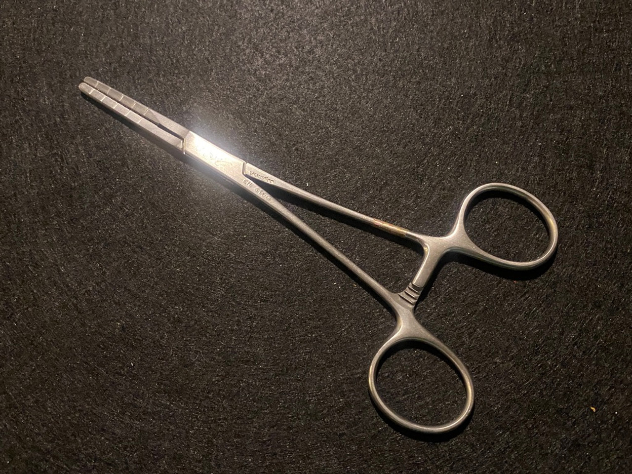 Handle photo of V. Mueller CH6190 Cooley Peripheral Vascular Clamp, 6.75"