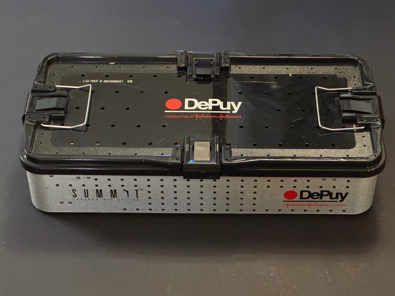 Case photo of Depuy 2570-10-000 Summit Tapered Hip System