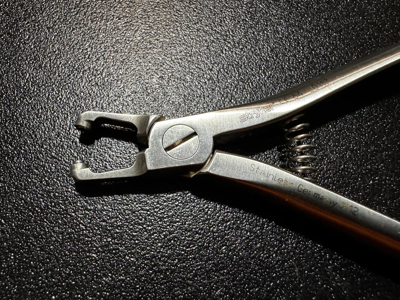 Jaw photo of Stryker 64-20117 Distal Radius Plate Bending Pliers