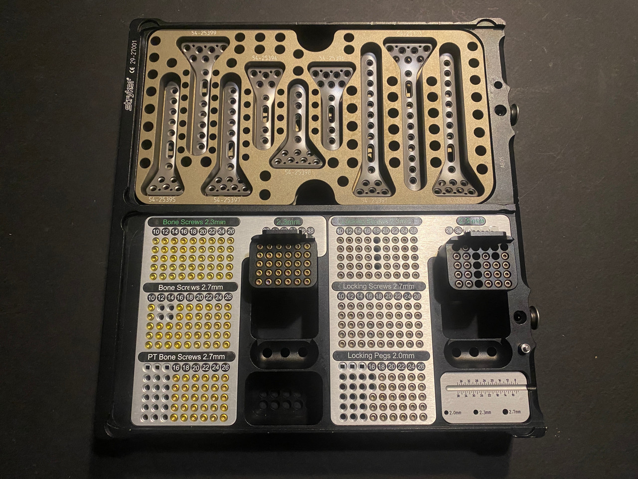Plate and screw module photo 