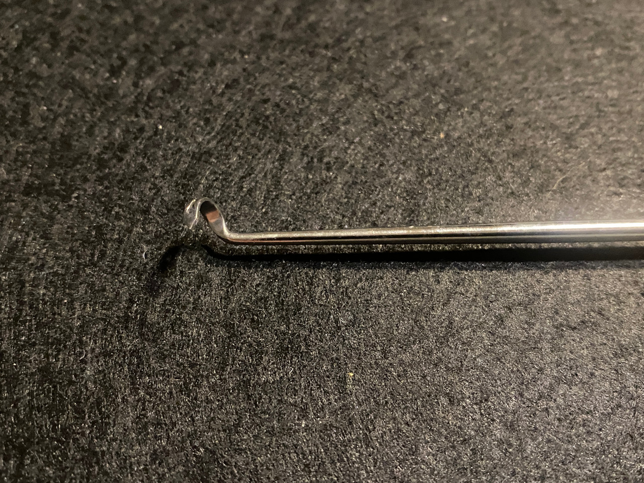 Tip photo of Mitek 214613 Suture Leader, Right Bend, 70°