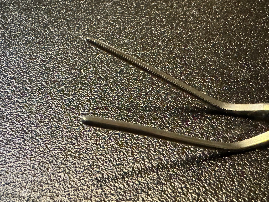 Jaw photo of Jarit 320-502 Cooley Neonatal Vascular Clamp, ANG, 5"
