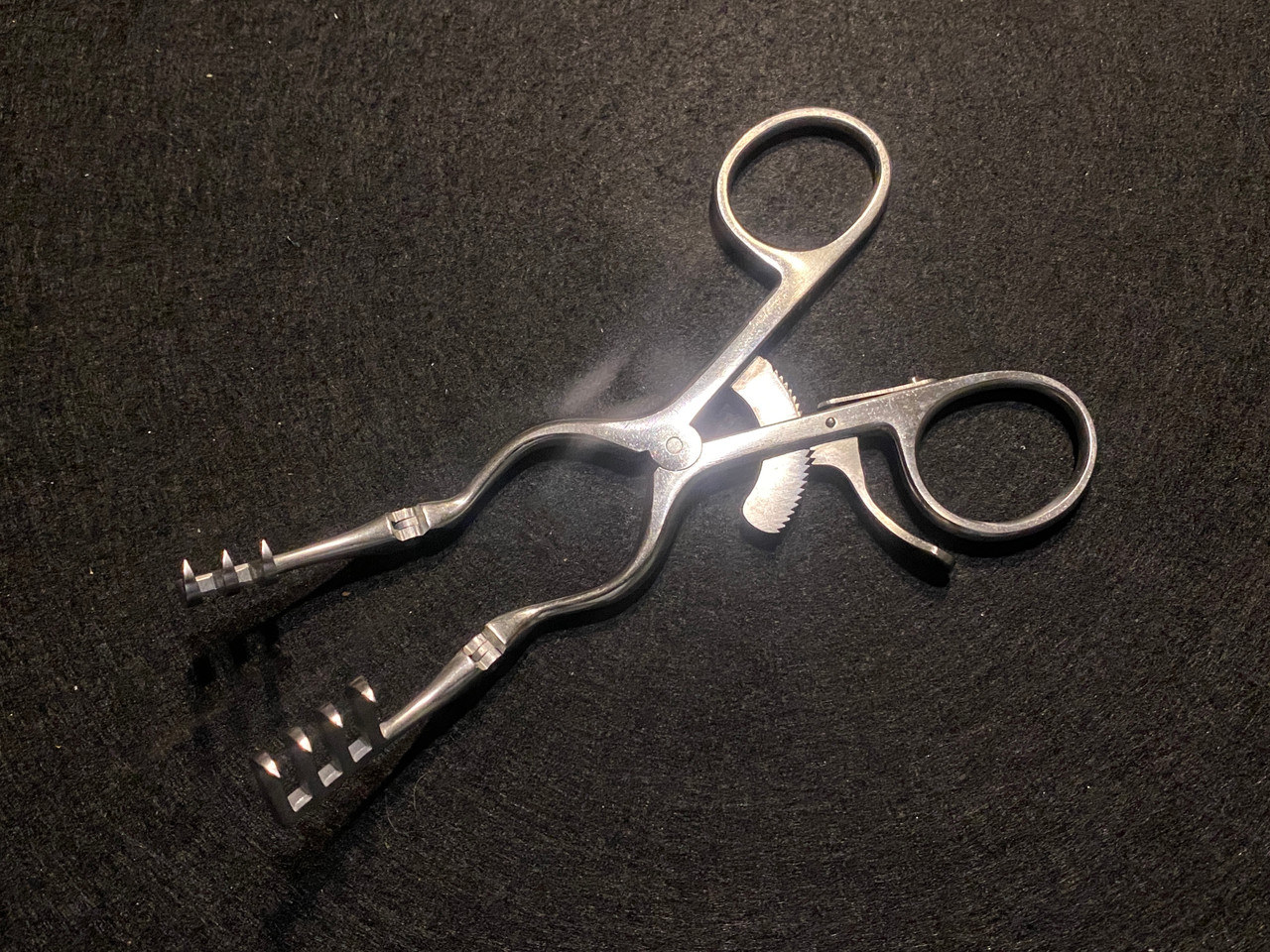 Jarit 205-175 Hinged Weitlaner Retractor, SHRP, 5.5