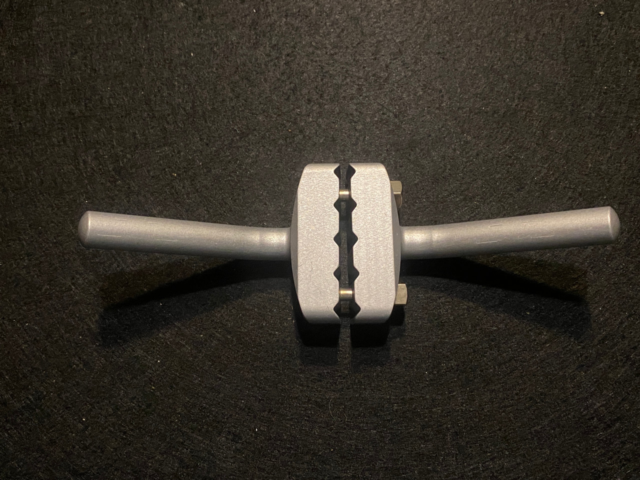 Bottom photo of Stryker 4922-2-240 Hoffman External Fixator 5-Hole Pin Clamp