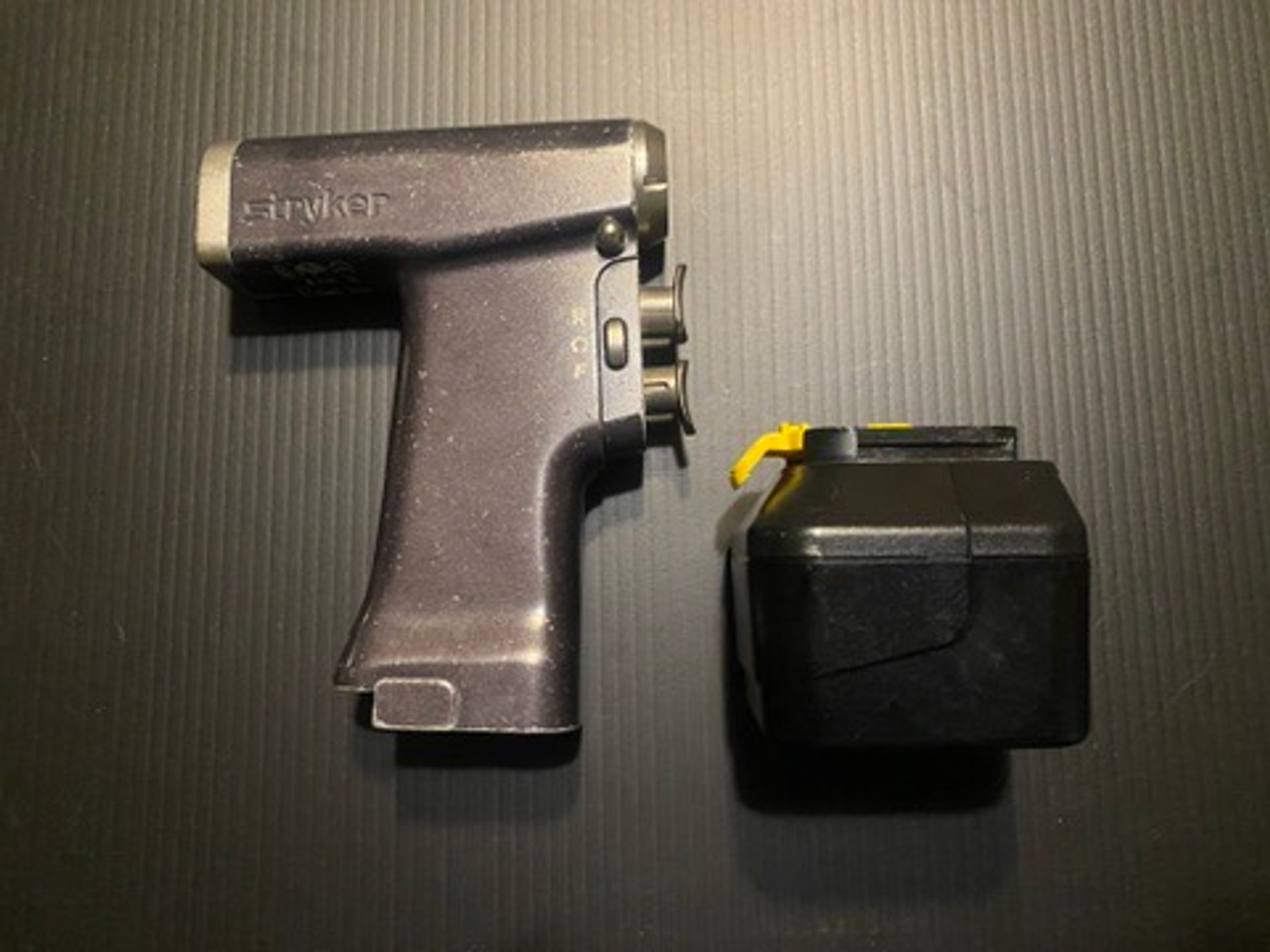 Right photo of Stryker CD3 Cordless Driver w/ Battery