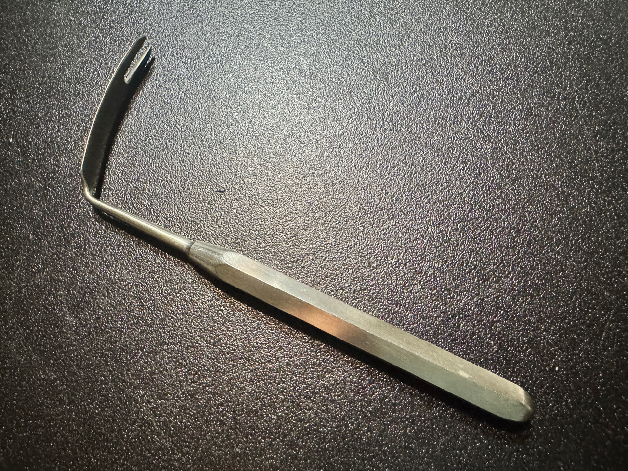 Side photo of V.Mueller RH4111 Ferris Smith-Sewall Orbital Retractor Side photo of V.Mueller RH4111 Ferris Smith-Sewall Orbital Retractor